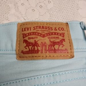 Bermudas, blue, size 29 Levi's